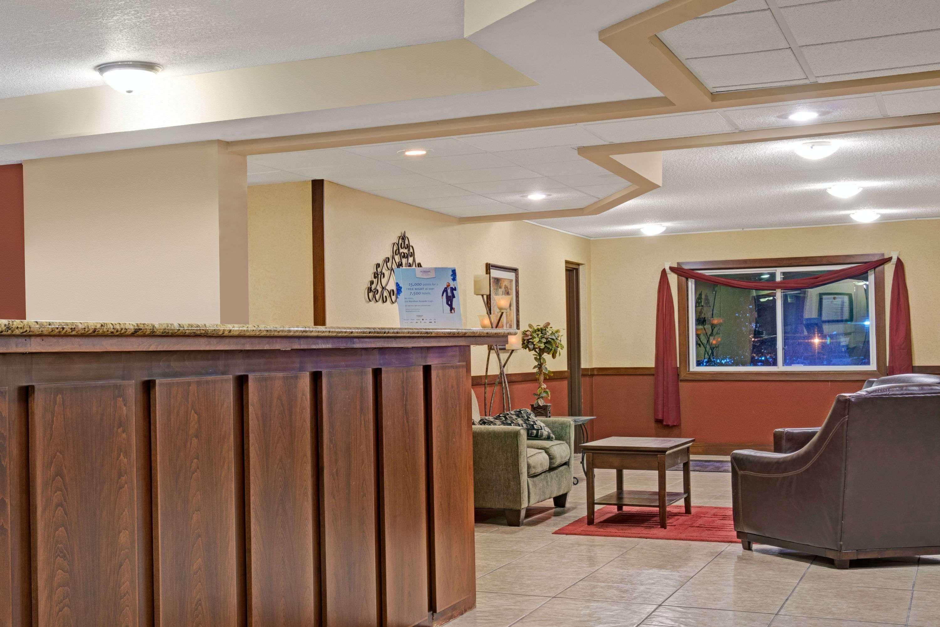Hotel Super 8 By Wyndham Monticello Esterno foto